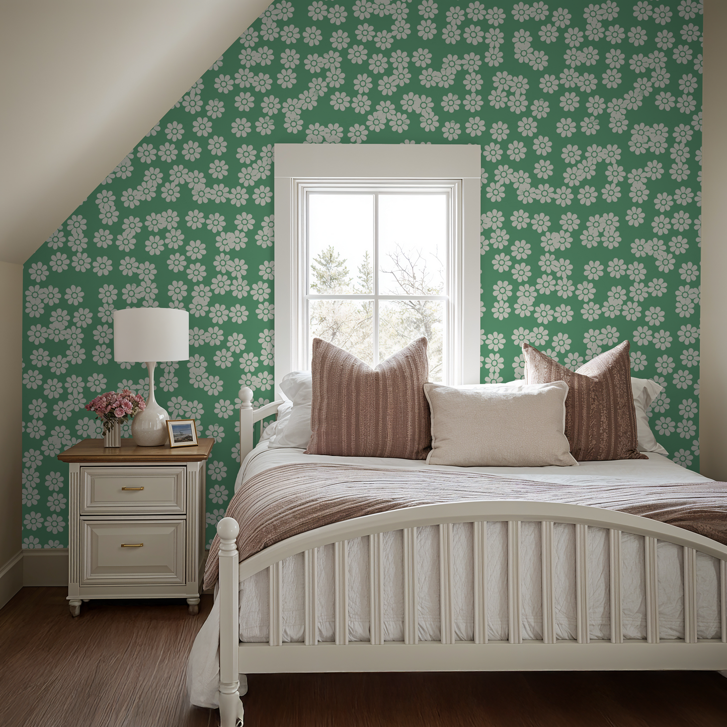 Meadow Green Wallpaper